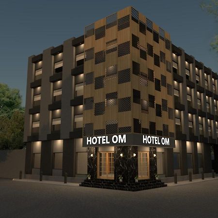 Somnāth Hotel Om מראה חיצוני תמונה