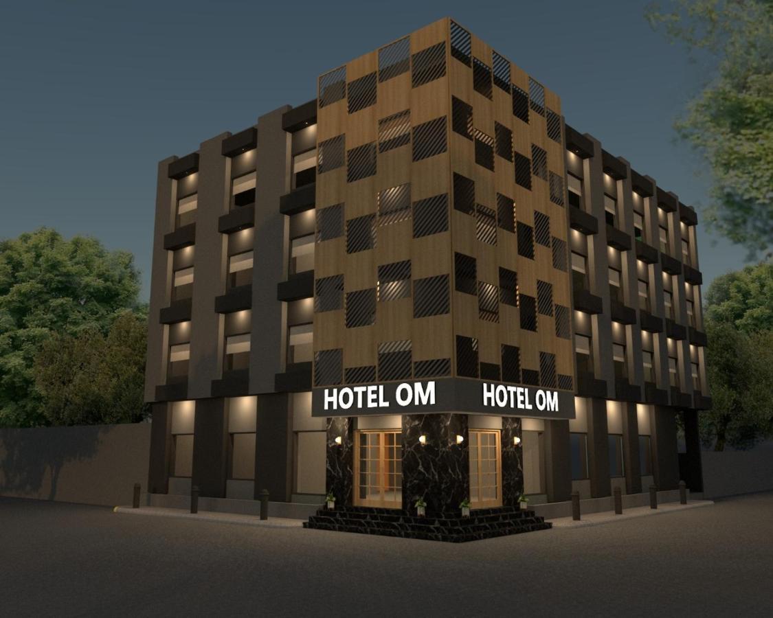 Somnāth Hotel Om מראה חיצוני תמונה