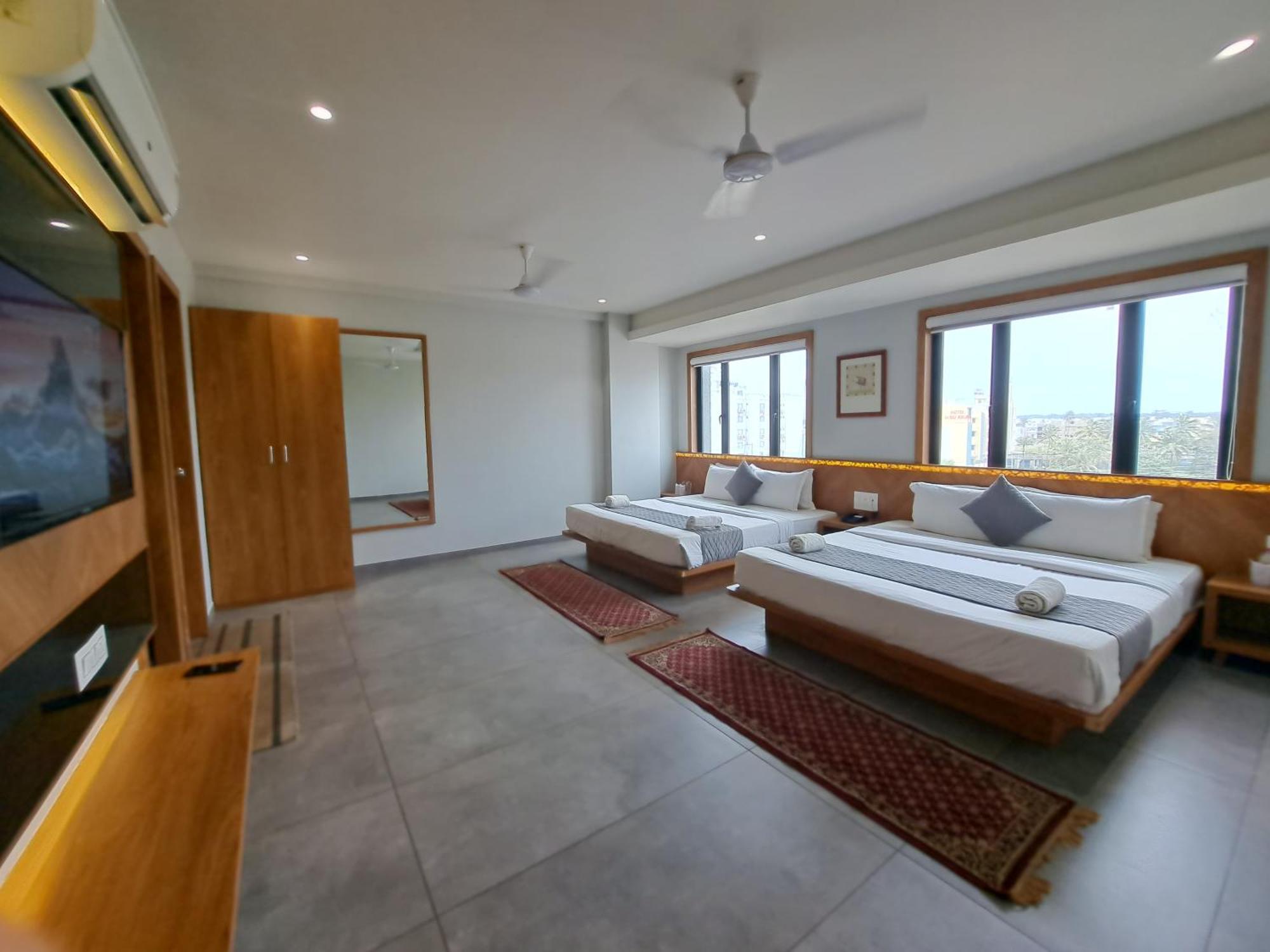 Somnāth Hotel Om חדר תמונה